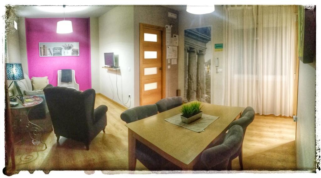 Apartamentos Alcazar De באיסה מראה חיצוני תמונה