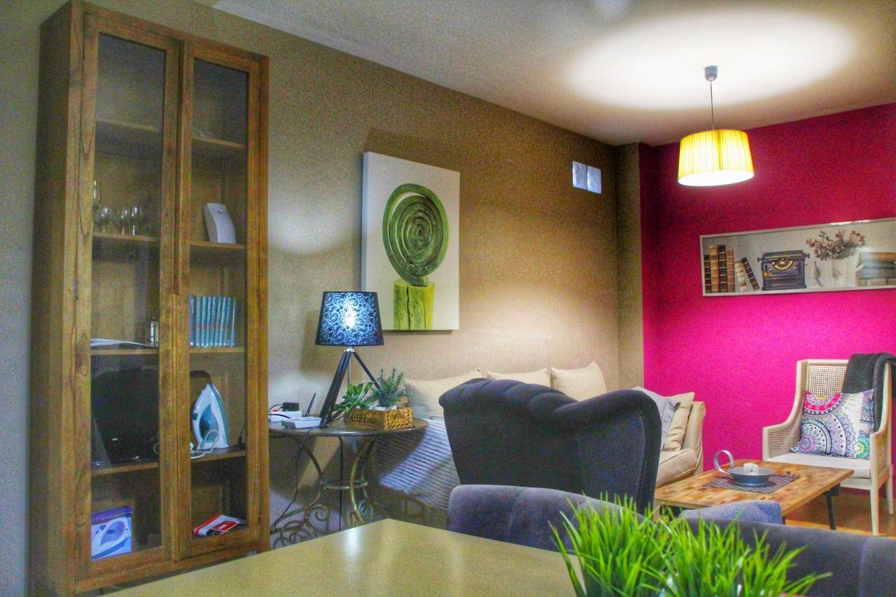 Apartamentos Alcazar De באיסה מראה חיצוני תמונה